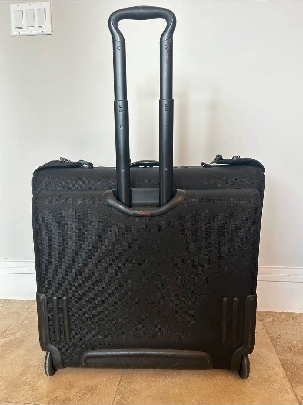 TUMI Alpha 2 22036DH Wheeled Garment Bag Ballistic Nylon Rolling Suit Carrier